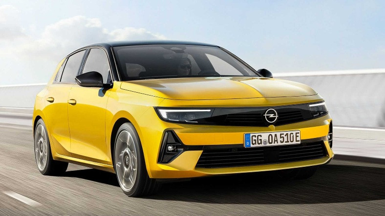 Yepyeni Tasarıma Sahip Opel Astra'nın Türkiye'ye Geleceği Tarih Açıklandı