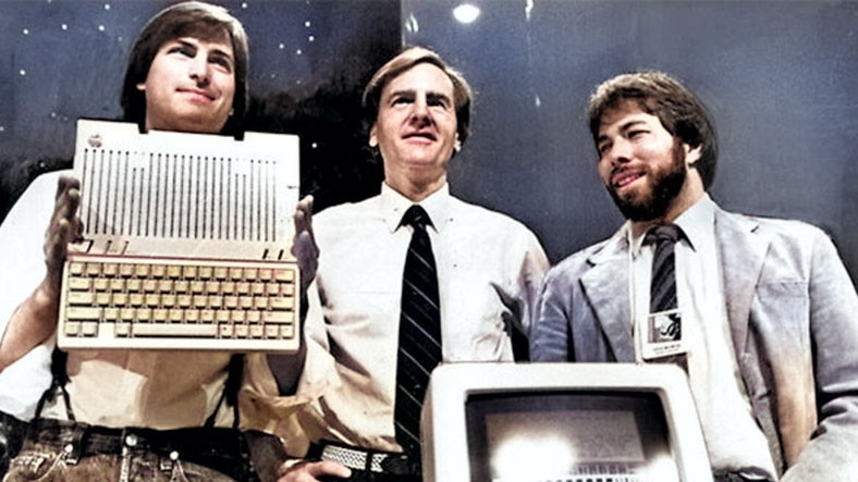 Apple'ın Ürettiği İlk Bilgisayar, Hatırı Sayılır Bir Fiyatla Açık Artırmada Satıldı!