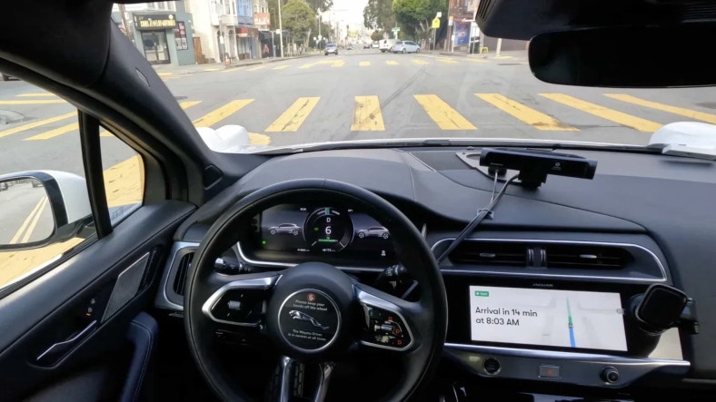 Google'ın Kardeş Şirketi Waymo'dan Tesla'yı Kıskandıracak 'Otonom Araba' Videosu