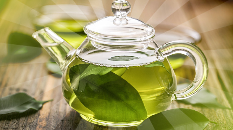 Yeşil Çayın Doğa Harikası Bir Bitki Olduğunu Kanıtlayan 9 Faydası