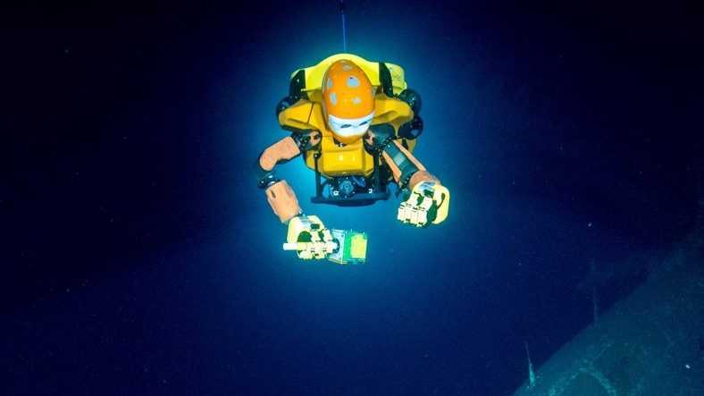 Denizlerin Diplerini Keşfetmeyi Sağlayacak Yeni 'Robot Denizkızı' Tanıtıldı