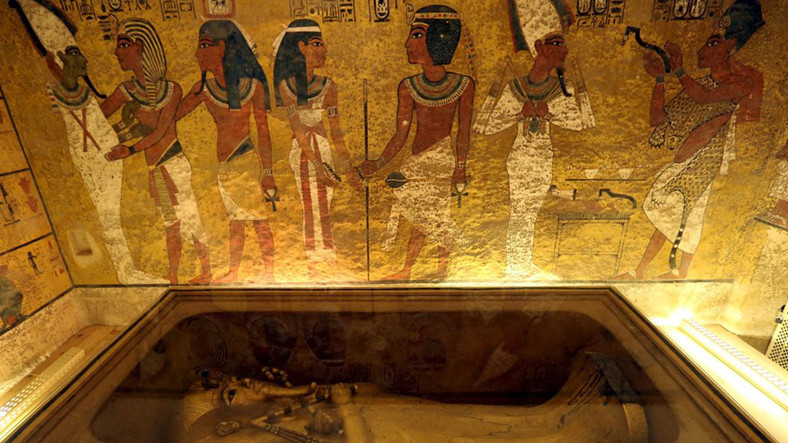 Mısır Kraliçesi Nefertiti'nin Binlerce Yıldır Kayıp Olan Gizemli Mezarına Dair Yeni İpuçları Keşfedildi