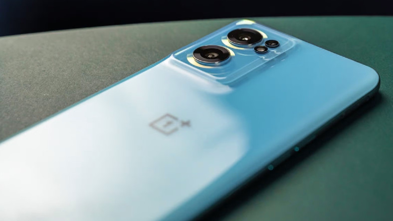 OnePlus'ın Yeni Bütçe Dostu Telefonu Olacak Nord CE 3'ün Özellikleri Sızdırıldı: Önceki Modelden Hem Daha İyi Hem Daha Kötü