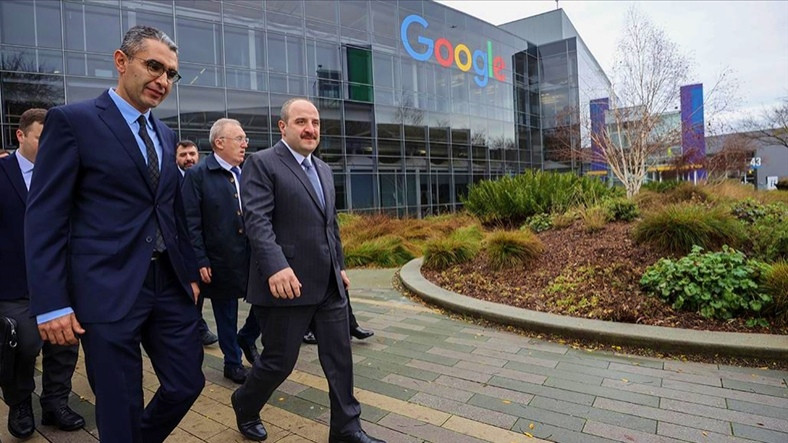 Bakan Varank, Google ve Tesla Merkezini Ziyaret Etti: “Togg, Tesla Yöneticilerini Heyecanlandırdı”