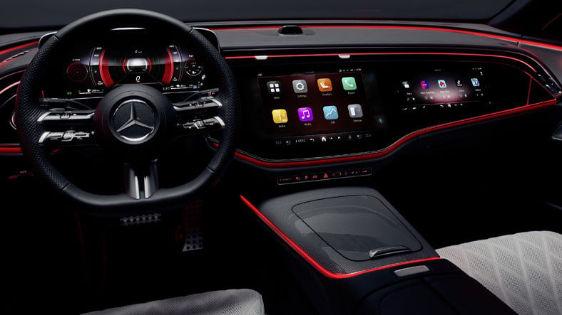 2024 Mercedes-Benz E-Serisi'nin "Sarayları Kıskandıracak" İç Mekan Tasarımı Tanıtıldı