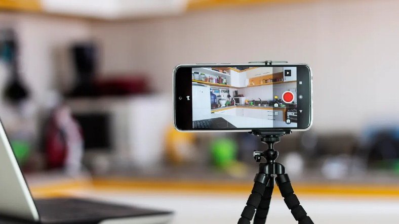 Google, Android Telefonların Webcam Olarak Çalışmasını Sağlayacak Bir Özellik Çıkarabilir