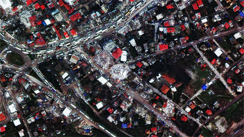 Deprem Bölgesinden Uydu Görüntüleri Paylaşıldı: Yıkımın Boyutunu Gözler Önüne Seriyor!