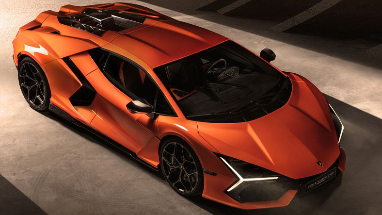 Kelimelerin Kifayetsiz Kaldığı Süper Spor Otomobil: Karşınızda 2024 Lamborghini Revuelto!