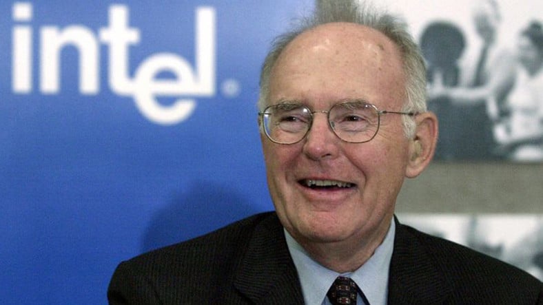 Intel'in Kurucularından Gordon Moore, 94 Yaşında Hayata Gözlerini Yumdu