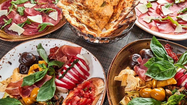Makarna ve Pizzadan Çok Daha Fazlası: İtalyan Mutfağından Çıkıp Dünya Mutfağına Yayılmış Birbirinden Meşhur 12 Yemek
