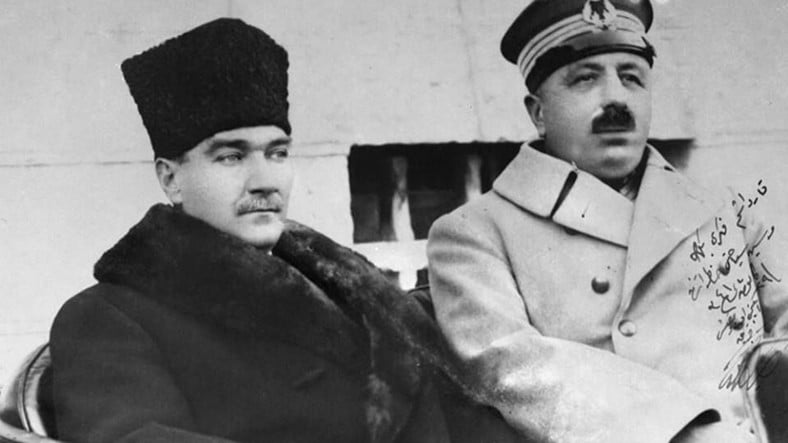 Atatürk'ün Dahiyane Bâtın Bildirisi: Cumhuriyet'i 29 Ekim'de İlan Etmesinin Özel Sebebi Neydi?
