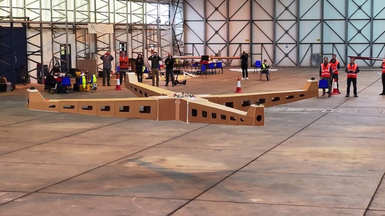 Dünyanın En Büyük Drone'u "GFQ" Tanıtıldı: Kanat Açıklığı Tam 6,4 Metre!