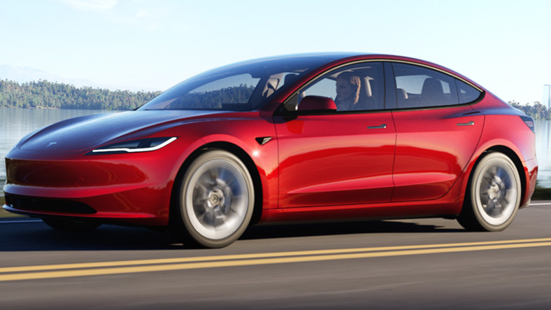 Yeni Tesla Model 3 Resmen Tanıtıldı: Artık Daha Güzel ve Daha Fazla Menzil Sunuyor!